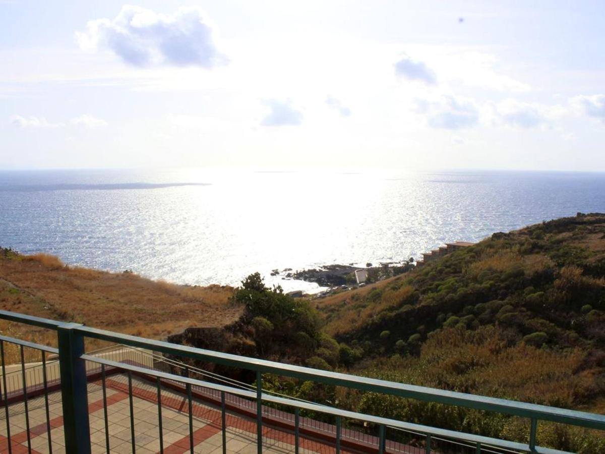 2 Bedrooms Appartement At Canico 200 M Away From The Beach With Sea View Furnished Balcony And Wifi Εξωτερικό φωτογραφία